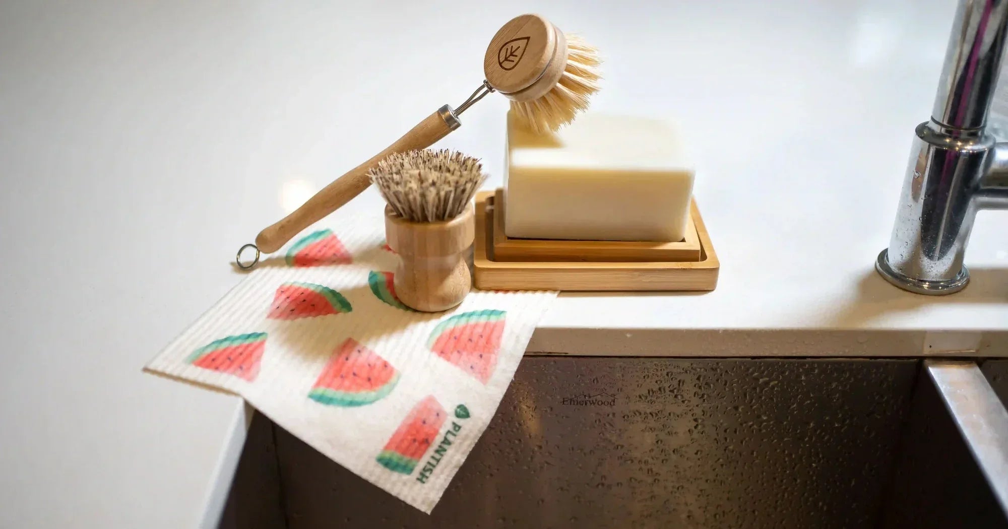 How to Choose the Best Kitchen Cleaning Brush for Every Task | Plantish ...