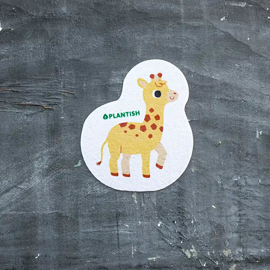 Zero waste, biodegradable kitchen sponge - Giraffe pop up sponge for kitchen cleaning.
